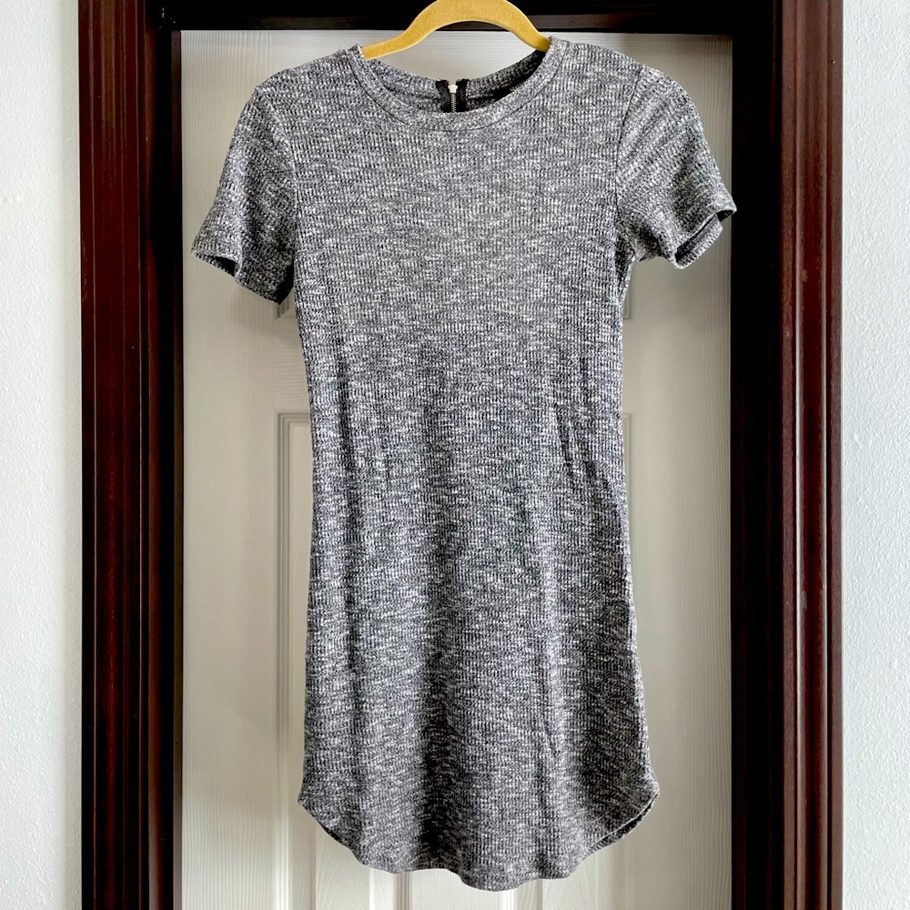 Short sleeve sweater dress
